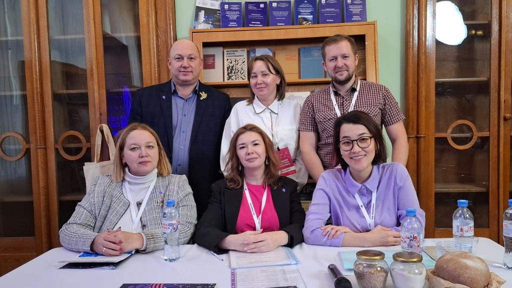 КОД МЕНДЕЛЕЕВА: Химия будущего — в каждом кадре!